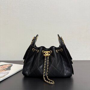 CHANEL 25 SMALL HANDBAG Grained Calfskin & Gold-Tone Metal Black